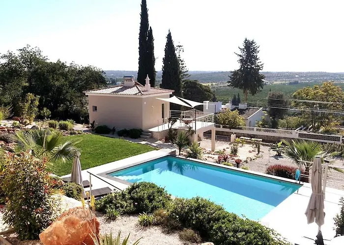 Girassol Met Zwembad