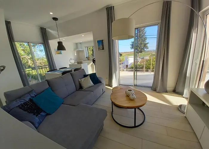 Hébergement de vacances Girassol Met Zwembad