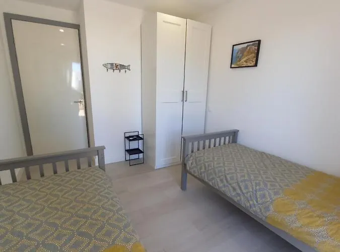 Girassol Met Zwembad Hébergement de vacances