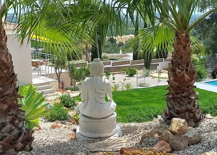 Hébergement de vacances Girassol Met Zwembad Alcantarilha