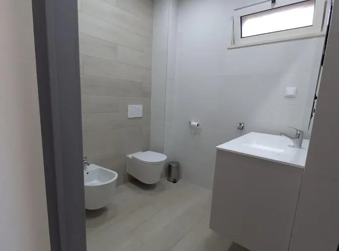 Girassol Met Zwembad בית נופש *