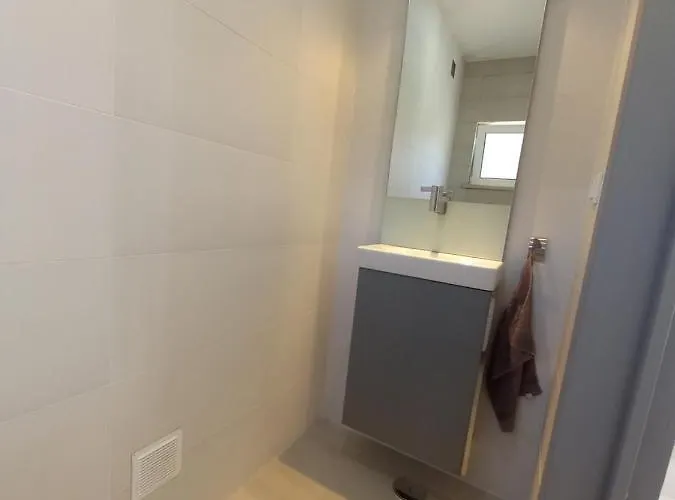 Girassol Met Zwembad אלקנטרילה